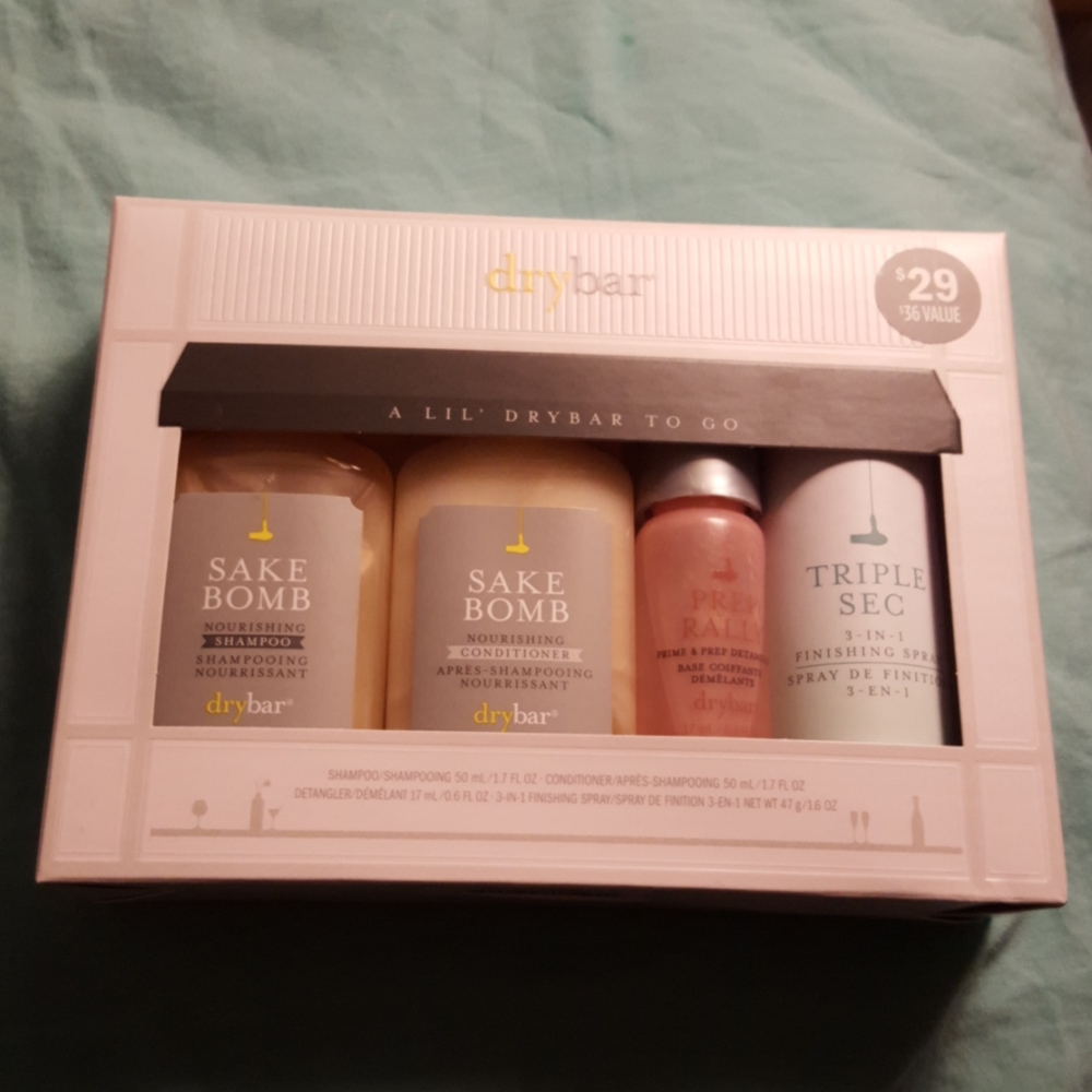 Drybar to go kit